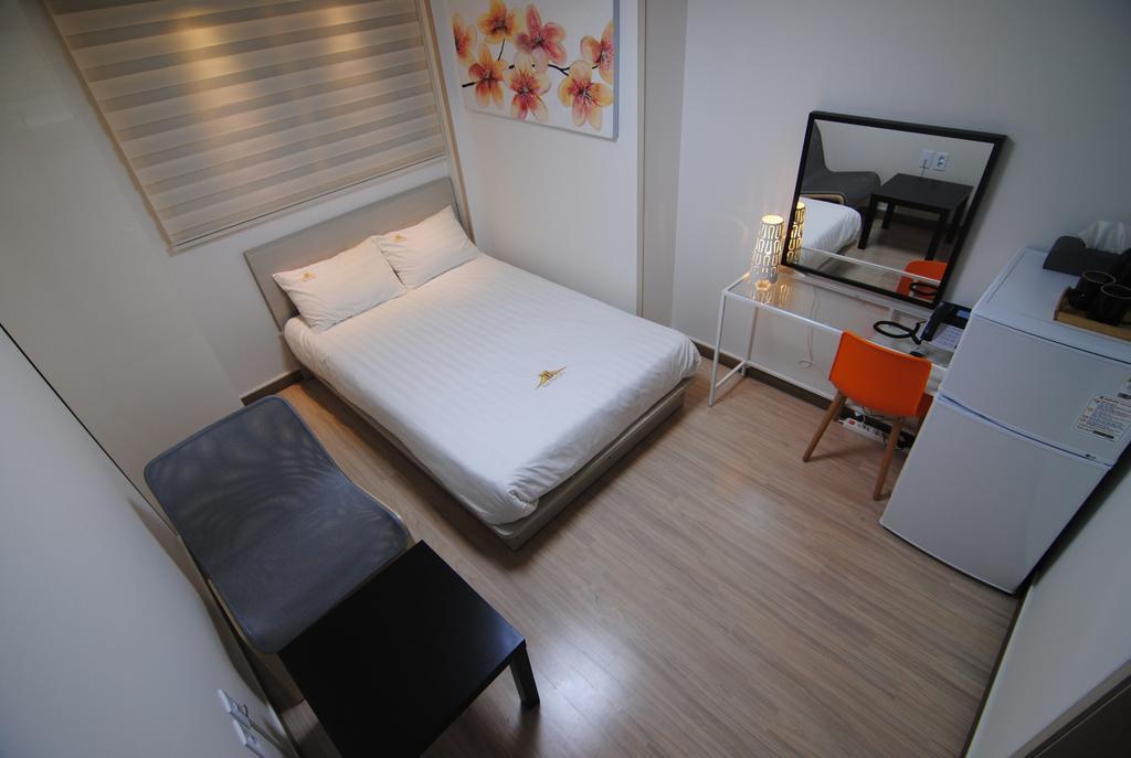 Inn-The City Seoul Room photo