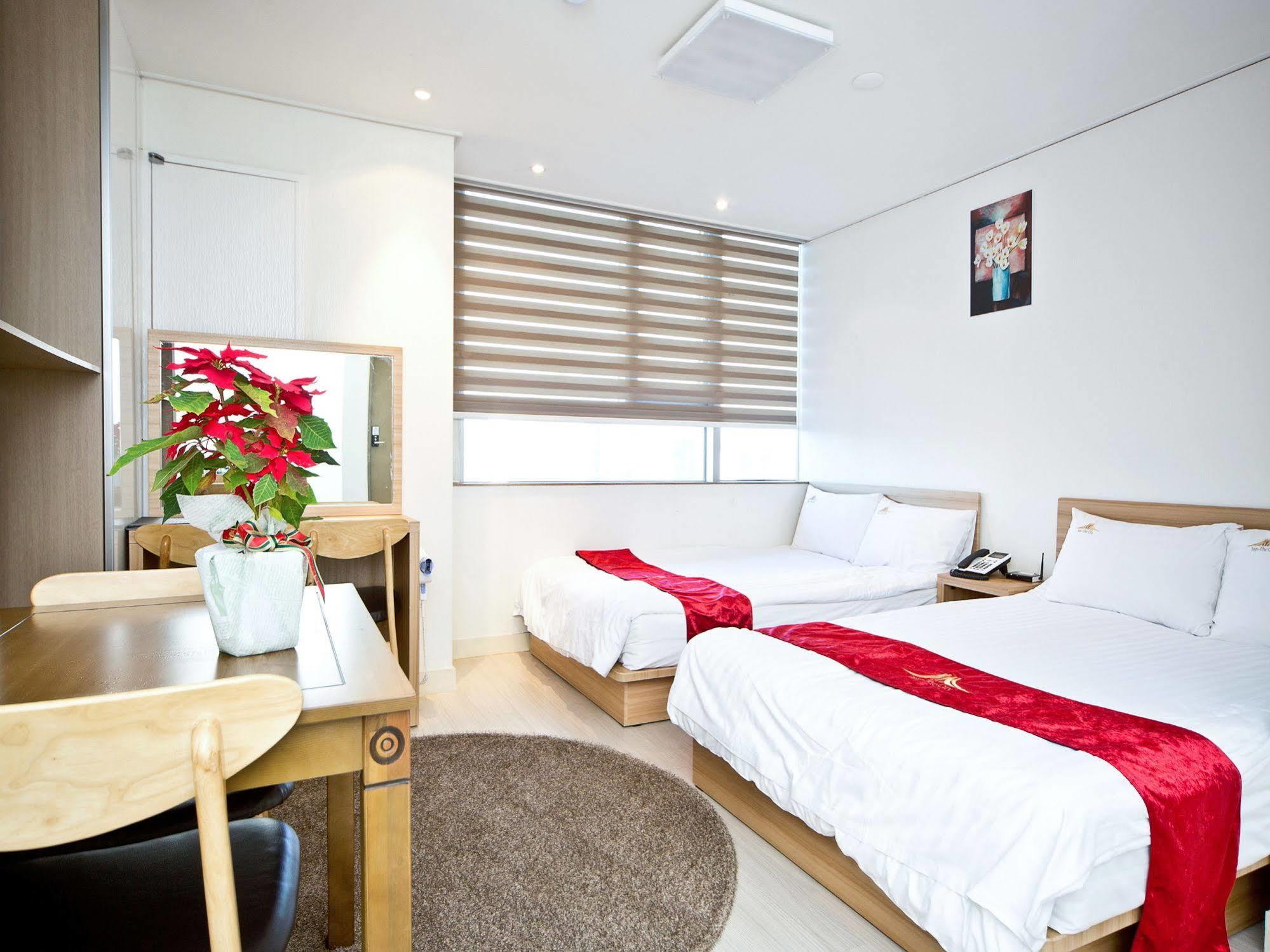 Inn-The City Seoul Exterior photo